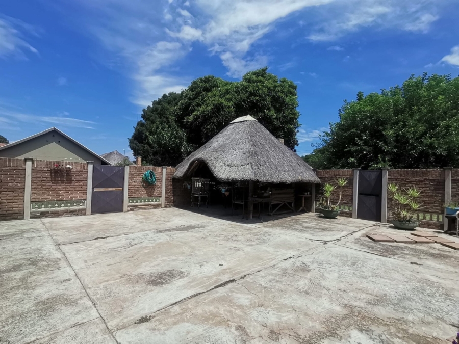 3 Bedroom Property for Sale in Stilfontein Ext 4 North West